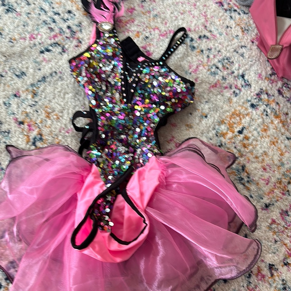 Glamour xs adult costume